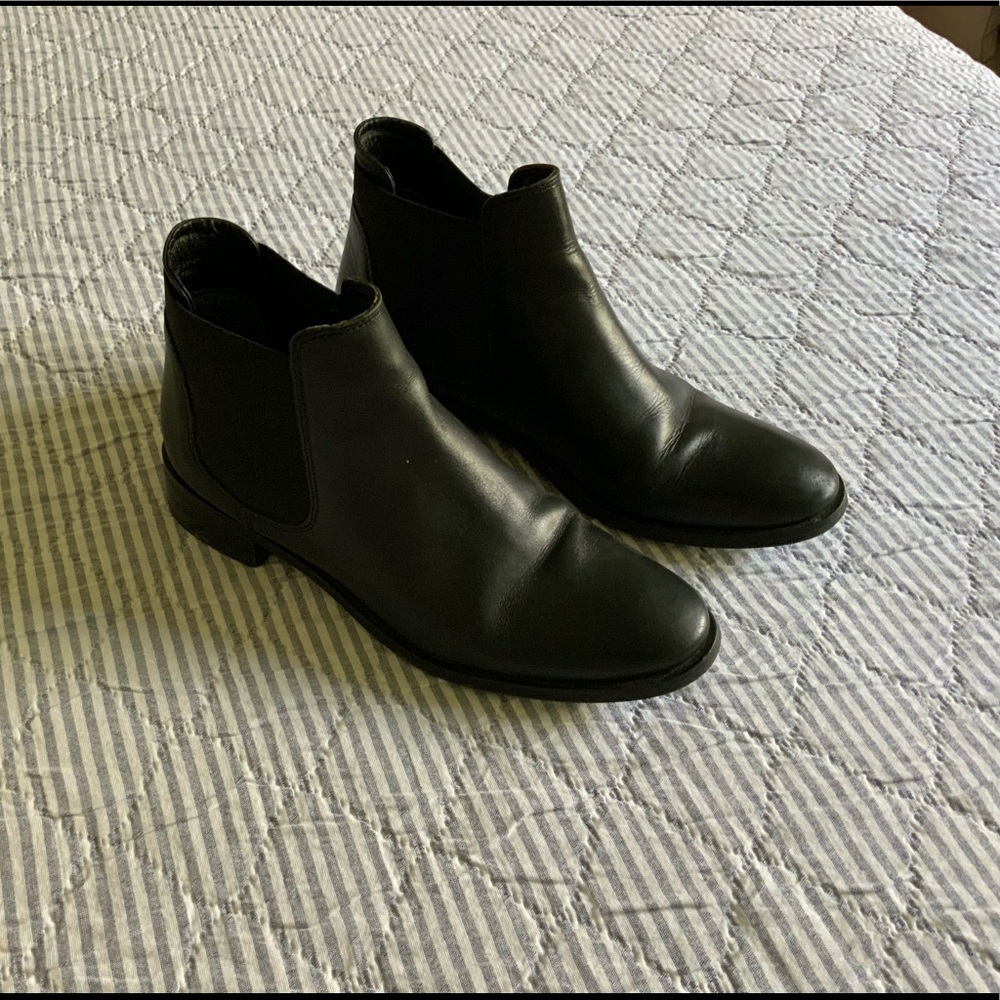 Topshop Classic Chelsea Boot
